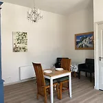 Basic Little House Scheveningen